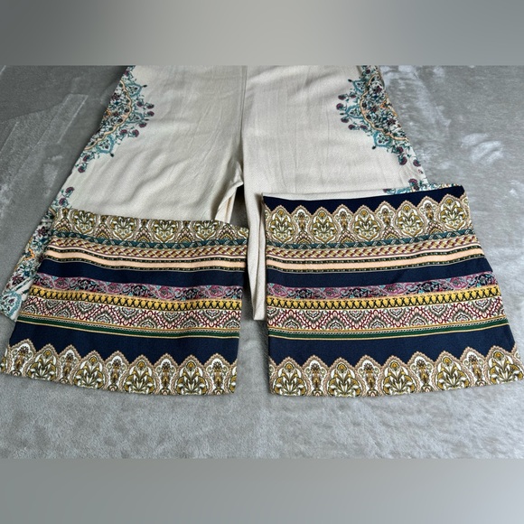 Farm Rio Pants Size Small Anthropologie Satin Wide Leg Medallion Border Print - Picture 9 of 16